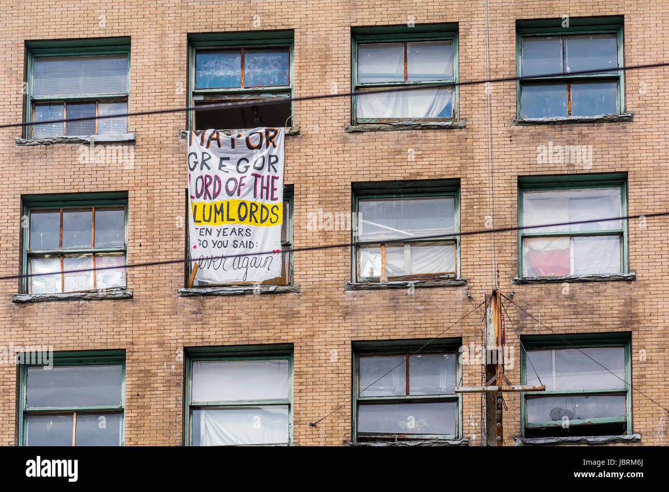 Balmoral Hotel Block Party Rally in support of evicted residents of Downtown Eastside Slum Hotel, Hastings Street, Vancouver, British Columbia, Canada. Credit: Michael Wheatley/Alamy Live News Stock Photo