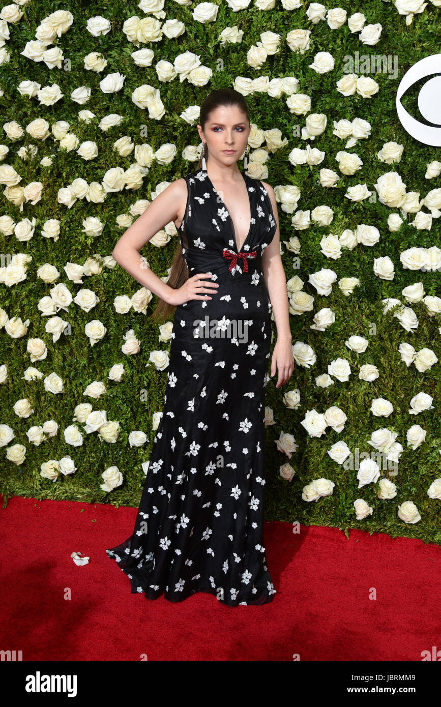 New York, USA. 11th Jun, 2017. Anna Kendrick attends the 2017 Tony Awards at Radio City Music Hall on June 11, 2017 in New York City. Credit: Erik Pendzich/Alamy Live News Stock Photo