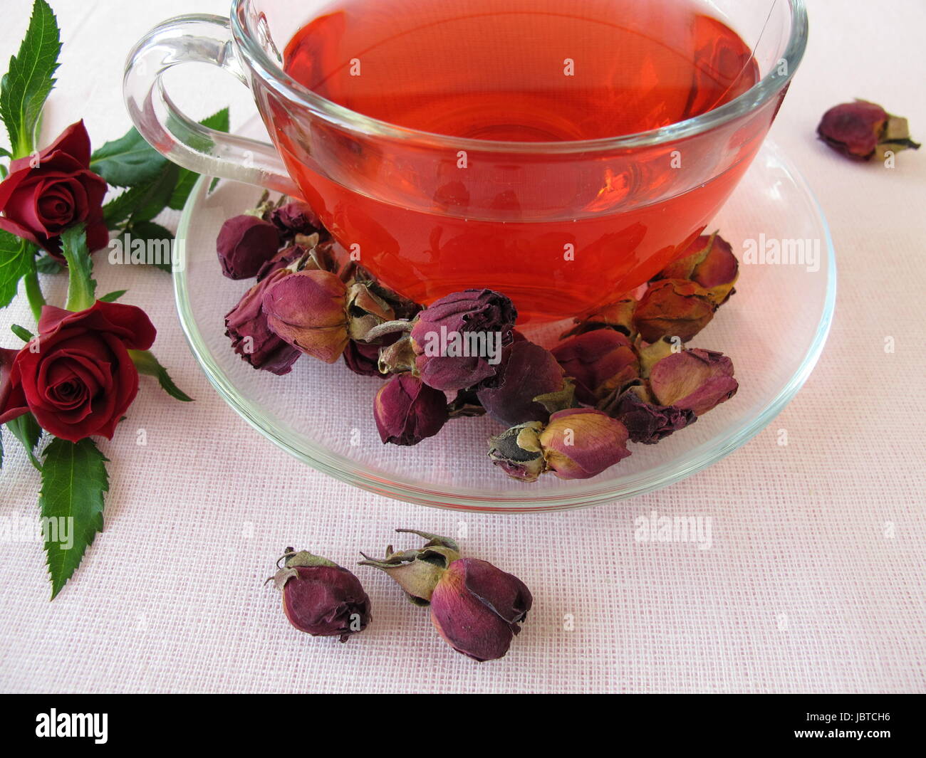 Chinese Red Rose Petals for Bath Dried Rose Flower Petals - China Rose Tea,  Tea