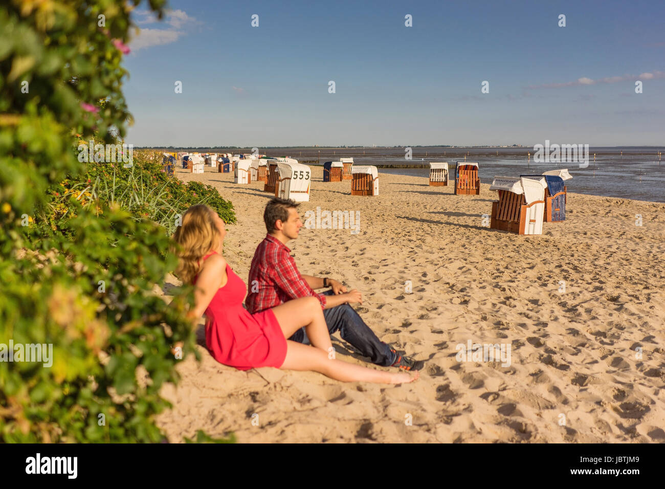 Pair on the beach in Hooksiel - Wangerland - North Sea coast, Paar am Strand in Hooksiel - Wangerland - Nordseekueste Stock Photo