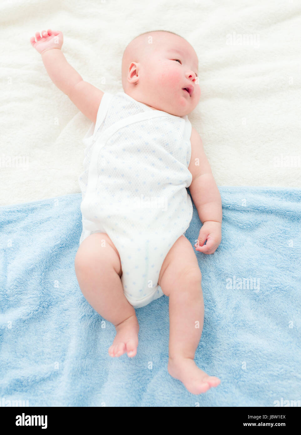 Newborn birth full body hires stock photography and images Alamy