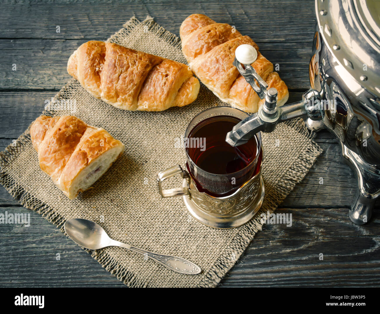 Samovar tea hi-res stock photography and images - Alamy