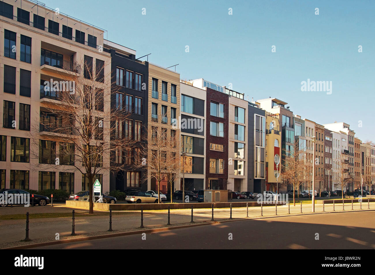 Modernes Wohnhäuser Berlin Deutschland / Modern Apartment Buildings Berlin Germany Stock Photo