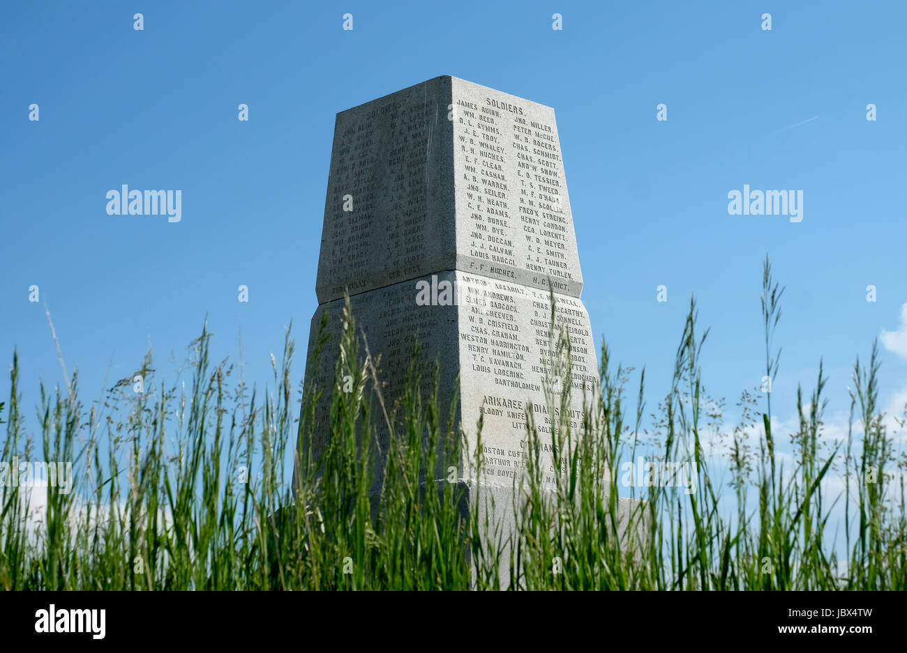 A stone memorial on top of Last Stand Hill to commemorate the 220 soldiers, scouts and civilians who fell at the battle of Little Bighorn, Mt in 1876 Stock Photo