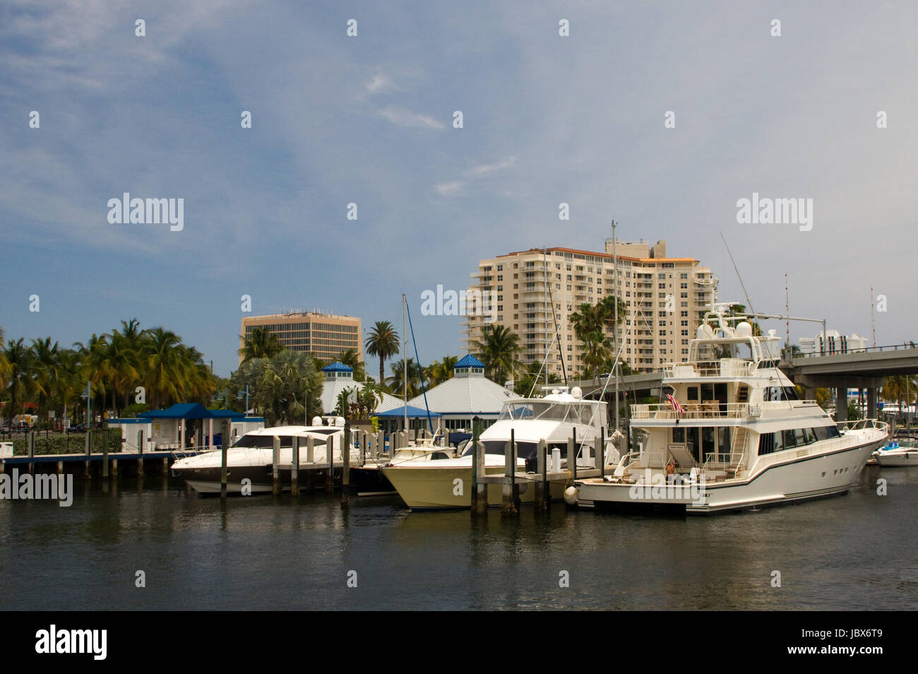 marina,harbor,yachts,ships,pier,wharf invest,park,many,great,ship,fort