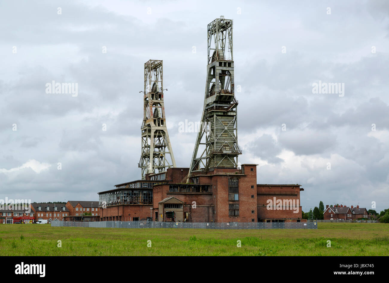 The long redundant clipstone colliery in mansfield Stock Photo