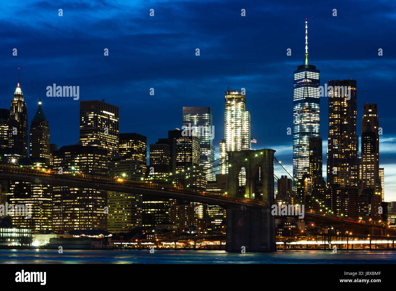Brooklyn Bridge And Manhattan At Dusk, New York, USA Stock Photo - Alamy