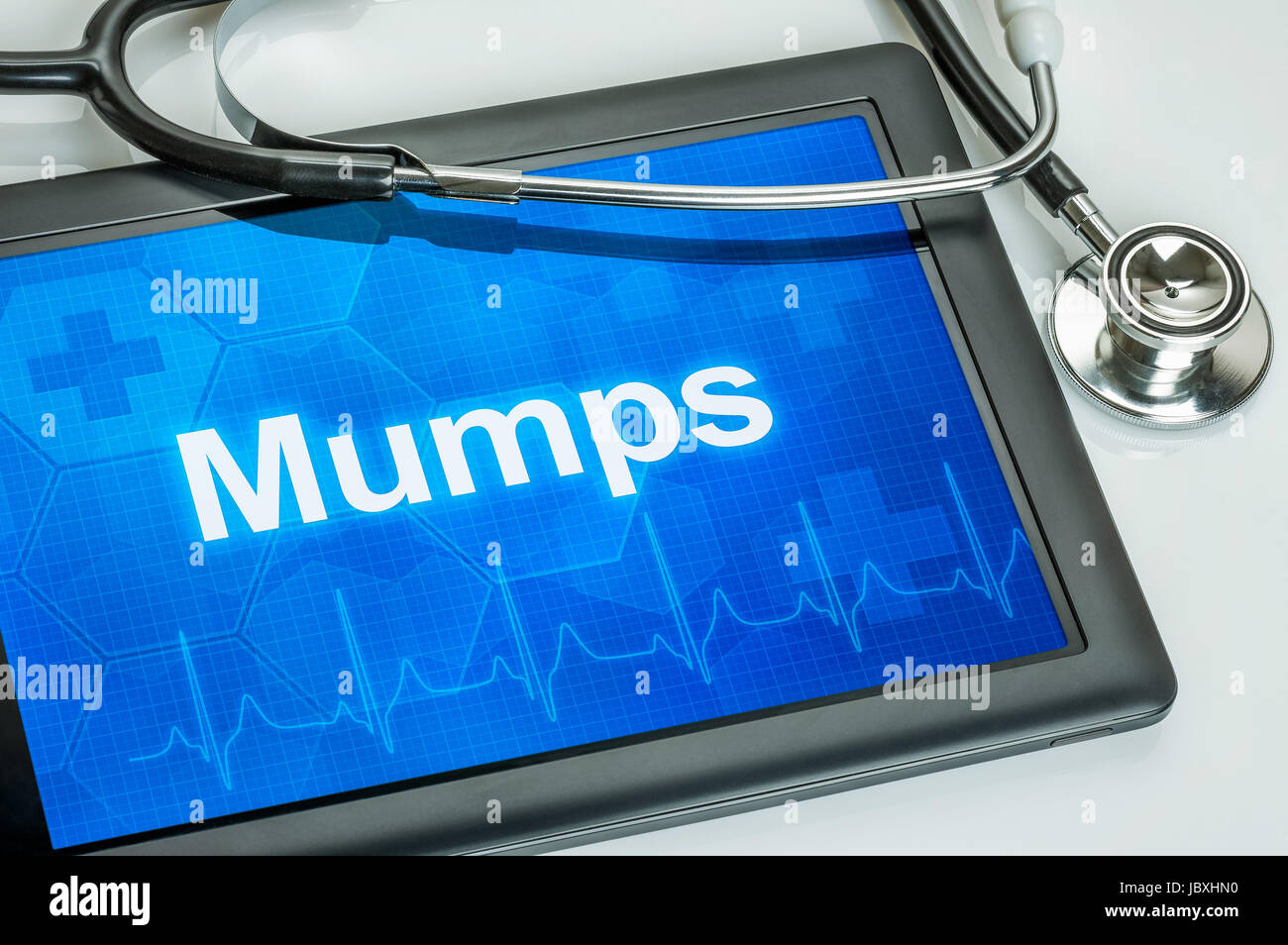 Tablet mit der Diagnose Mumps auf dem Display Stock Photo