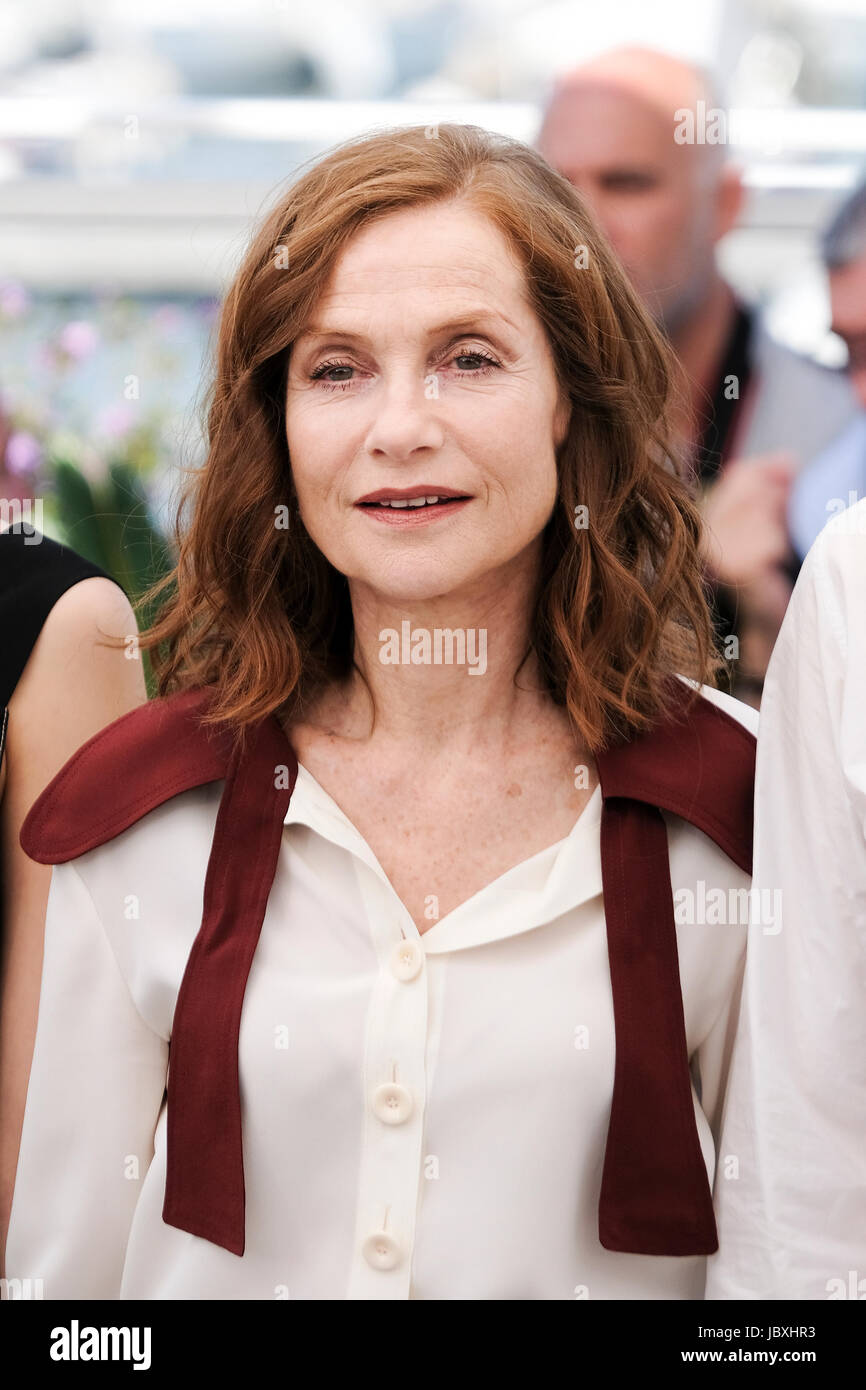 Cannes 2024 Isabelle Huppert - Sher Koressa