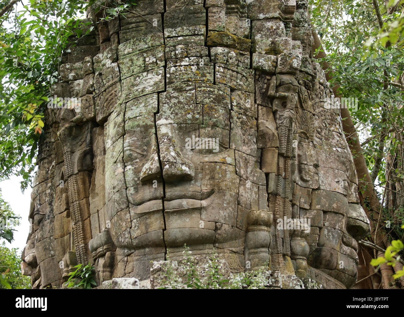 detail of the Angkor Wat temple complex in Cambodia Stock Photo - Alamy