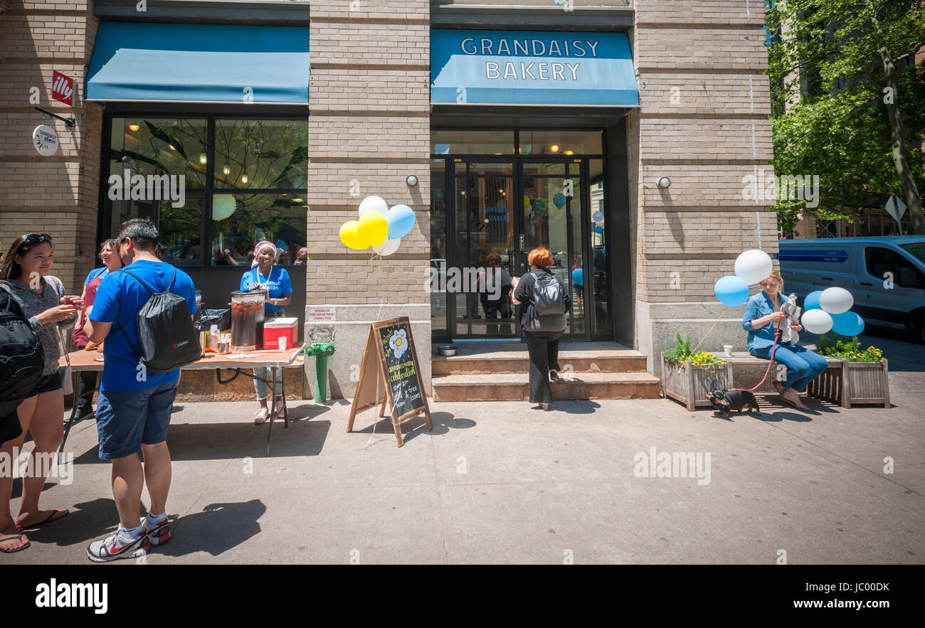 The Grandaisy Bakery in the Tribeca neighborhood of New York celebrates