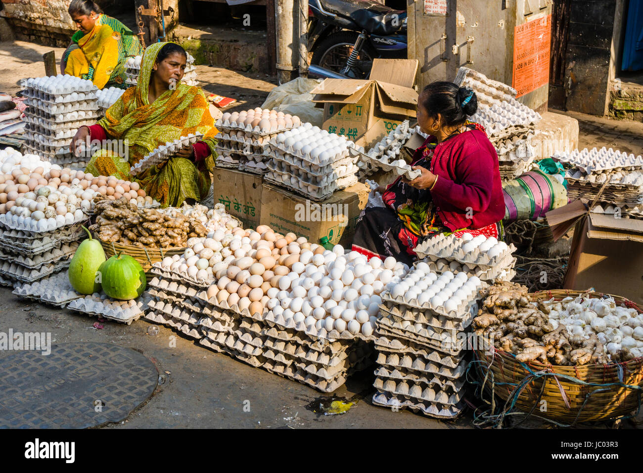 Eggs market in india hi-res stock photography and images - Alamy