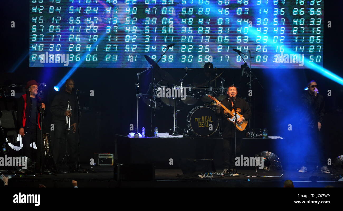 Astro Of Ub40 High Resolution Stock Photography And Images Alamy