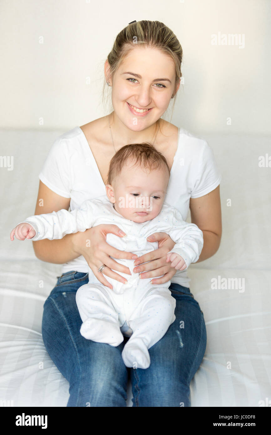 baby sitting at 3 months