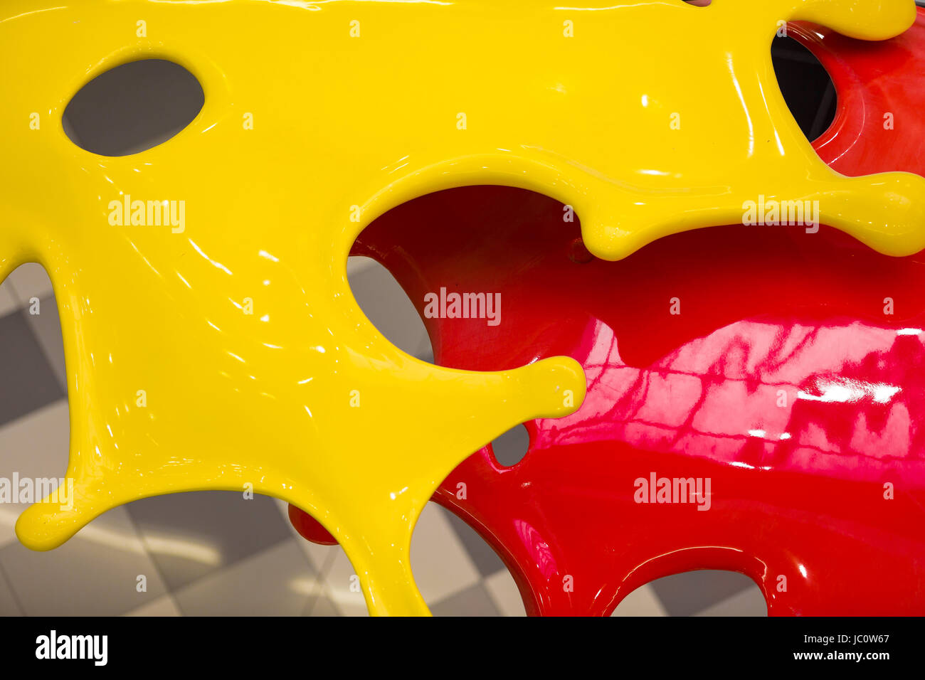 3d paint orange color splash hi-res stock photography and images - Alamy
