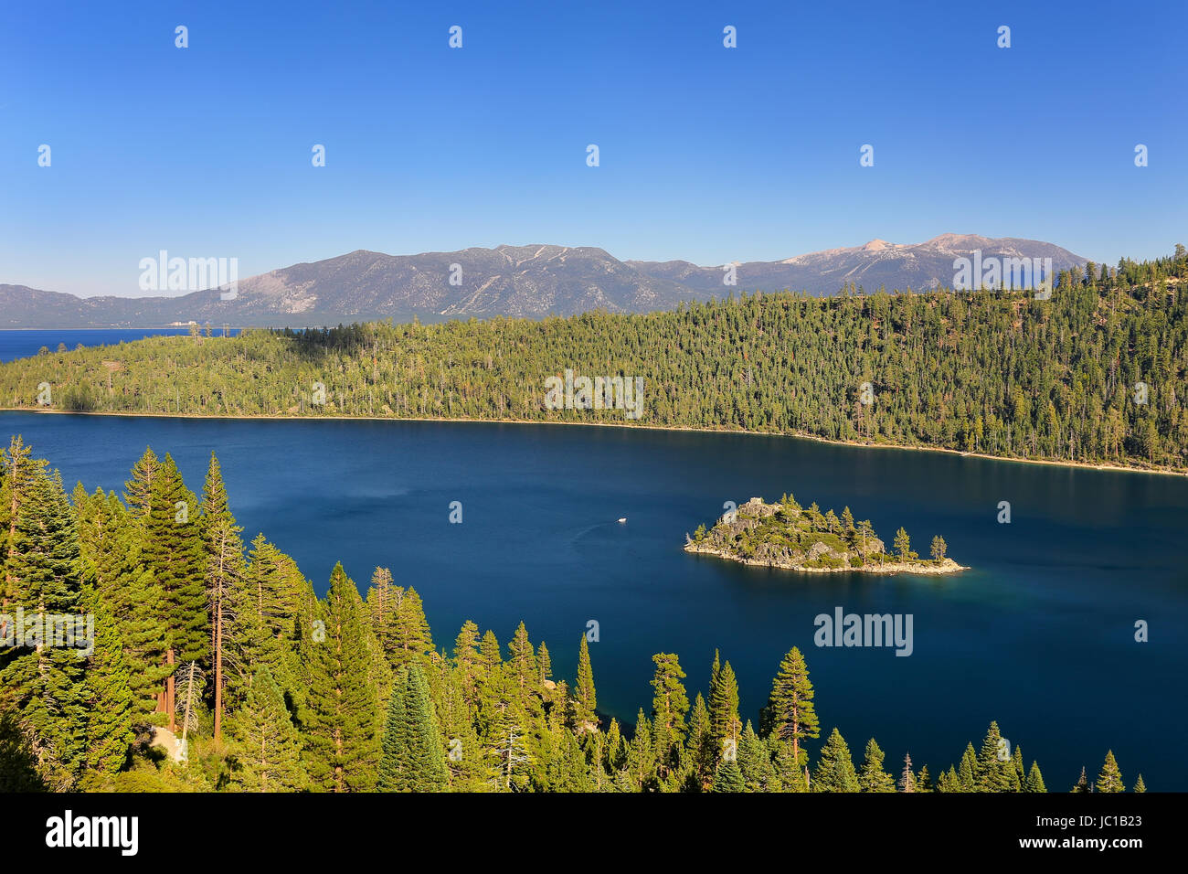 Fannette Island in Emerald Bay at Lake Tahoe, California, USA. Lake Tahoe is the largest alpine lake in North America Stock Photo