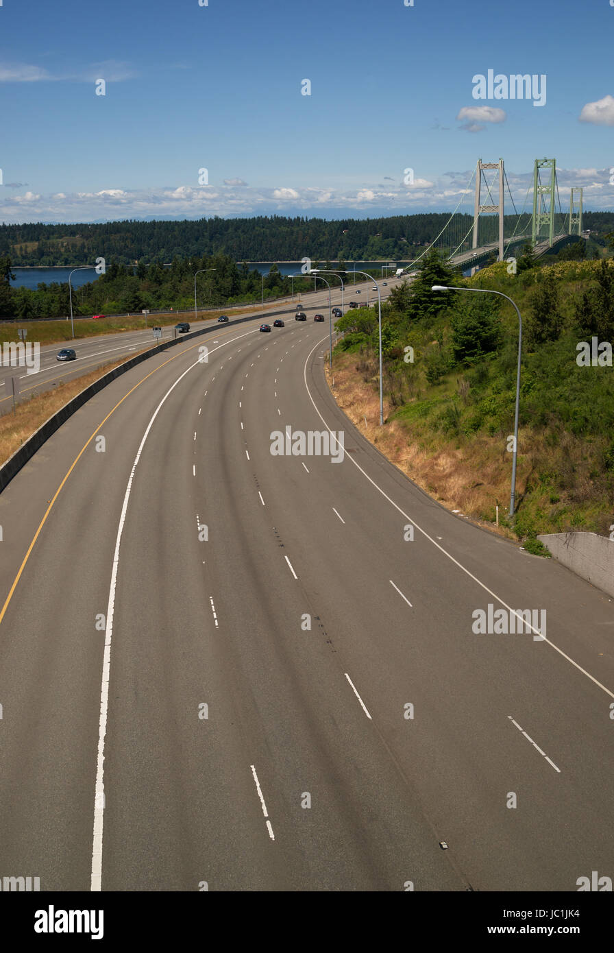 The Narrows Bridge carries drivers form the mainland to Gig