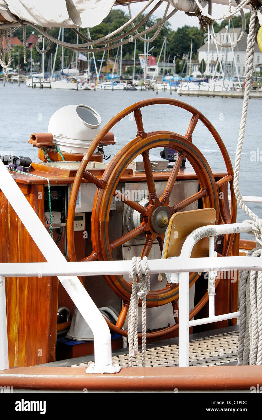 steering wheel sailing ship Stock Photo Alamy