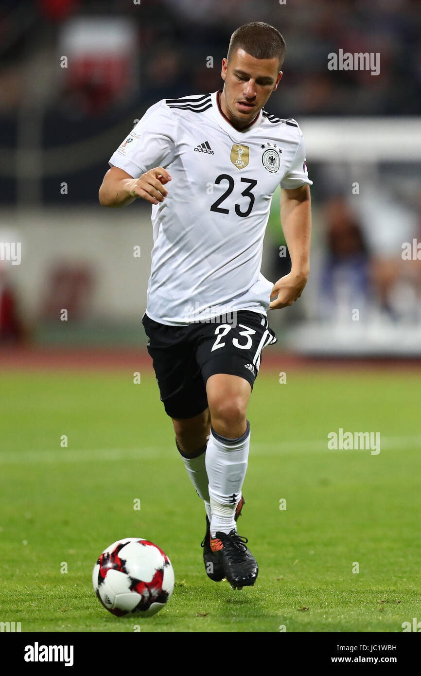 Germany's Diego Demme in action during the World Cup qualifying group C soccer match between Germany and San Marino in Nuremberg, Germany, 10 June 2017. Photo: Daniel Karmann/dpa/ZB Stock Photo