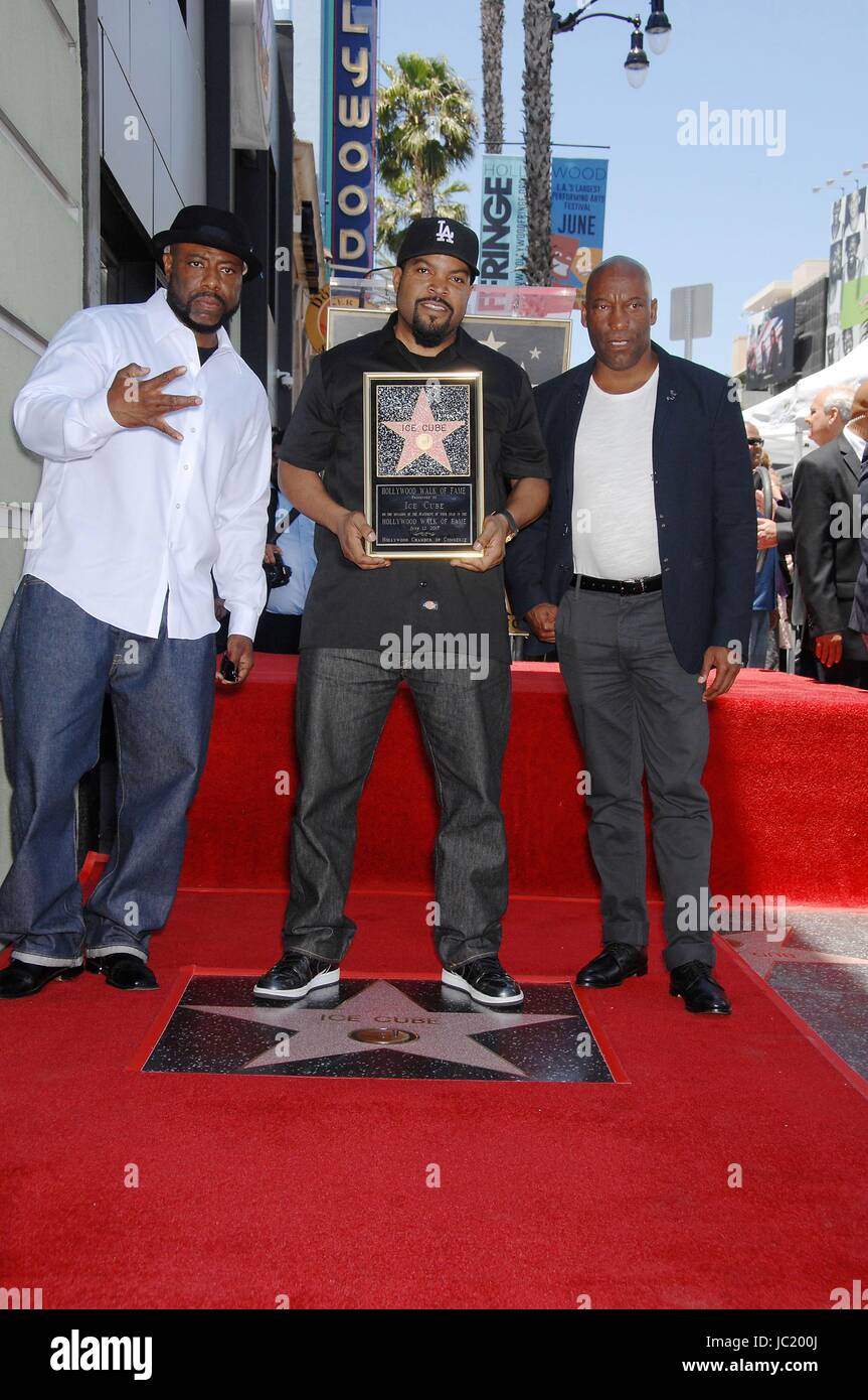 hollywood-boulevard-ca-12th-june-2017-rapper-wc-ice-cube-john-singleton-JC200J.jpg