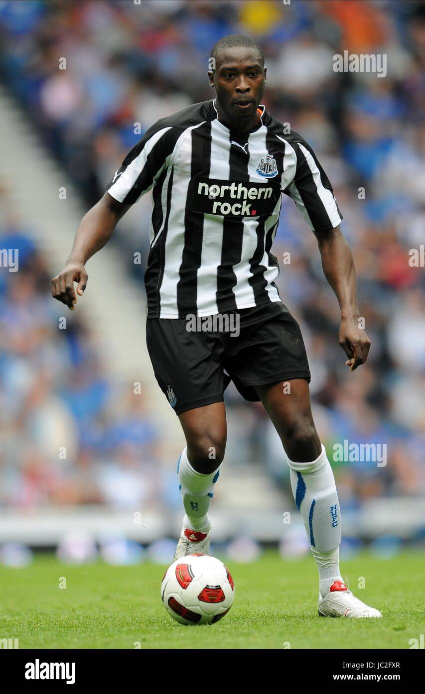 SHOLA AMEOBI NEWCASTLE UNITED FC IBROX STADIUM GLASGOW SCOTLAND 07 ...