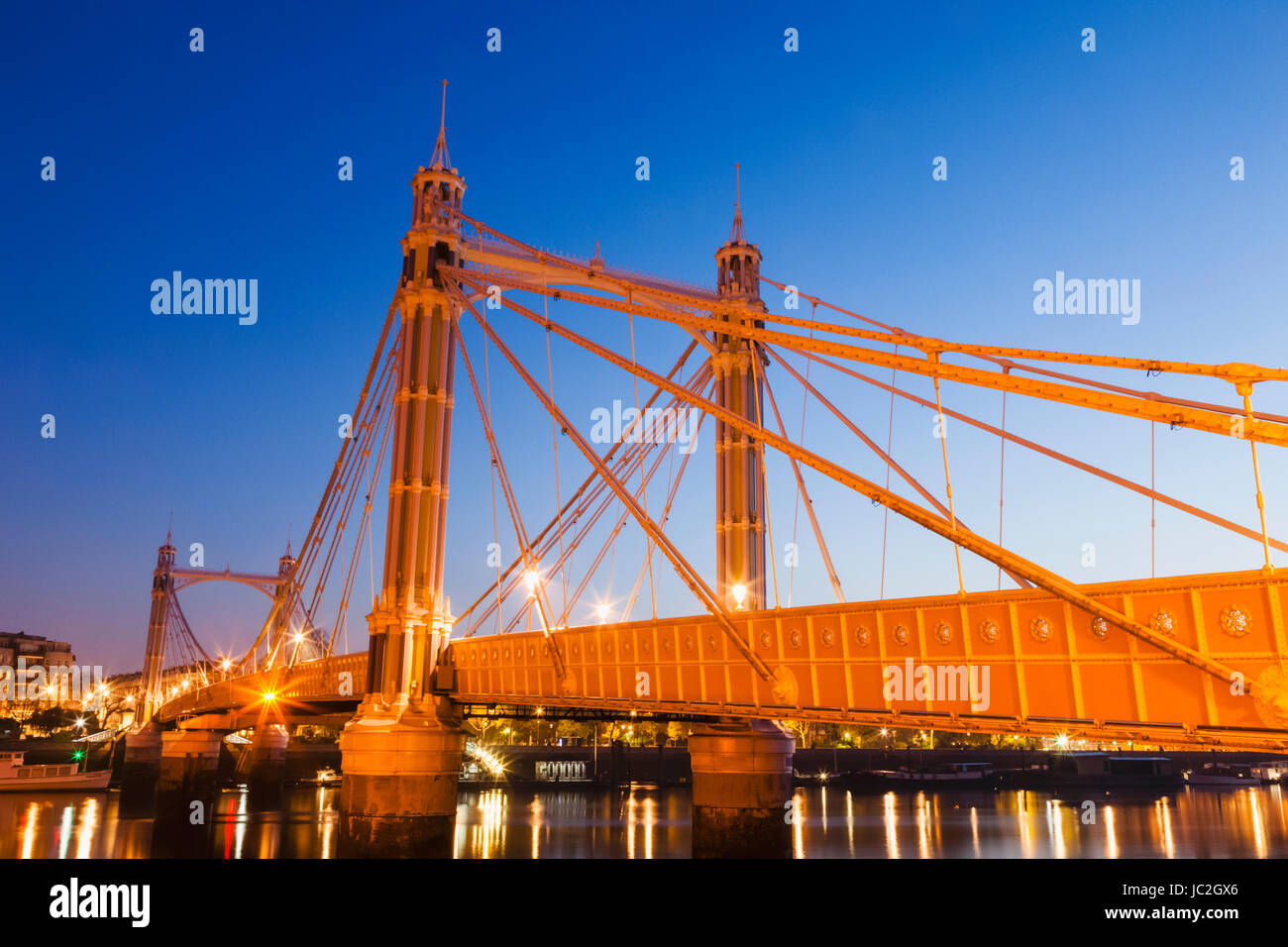 England, London, Chelsea, Albert Bridge Stock Photo Alamy