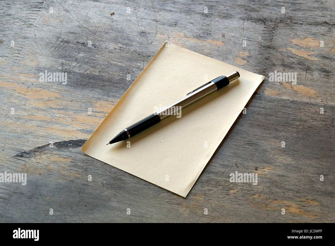 Manila paper hi-res stock photography and images - Alamy