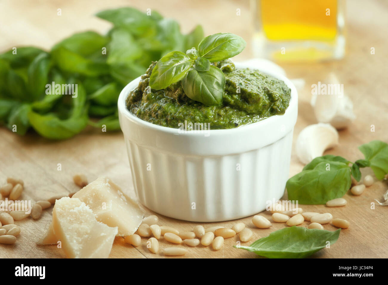 Pesto und Zutaten Stock Photo