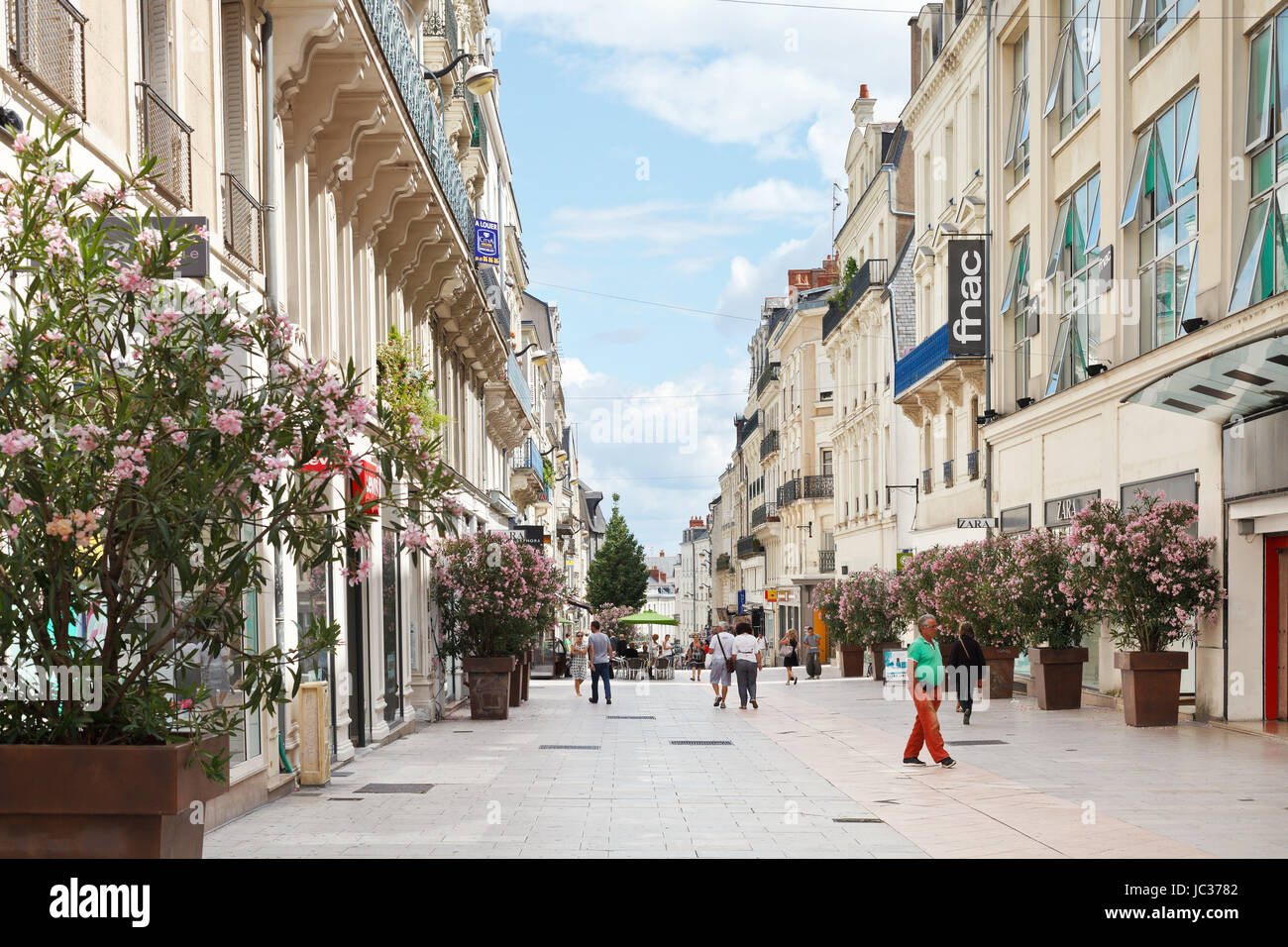 France centre angers the hi-res stock photography and images - Alamy