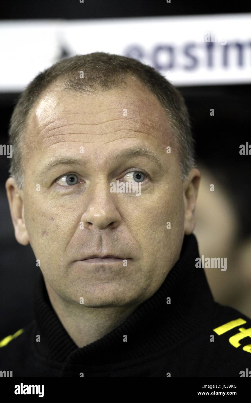 LUIS MENEZES BRAZIL FOOTBALL MANAGER BRAZIL FOOTBALL MANAGER PRIDE PARK