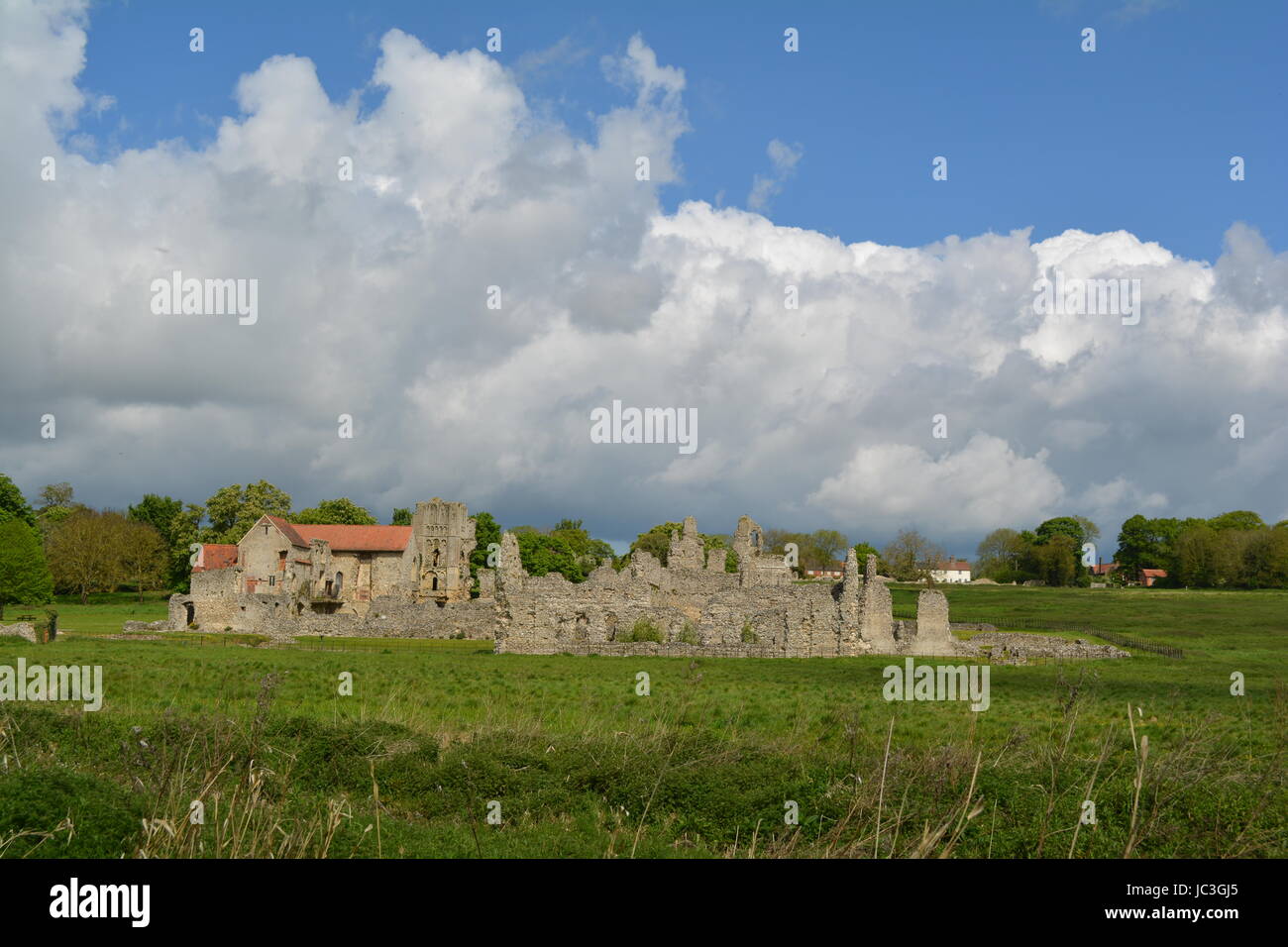 History of castle acre castle hi-res stock photography and images - Alamy