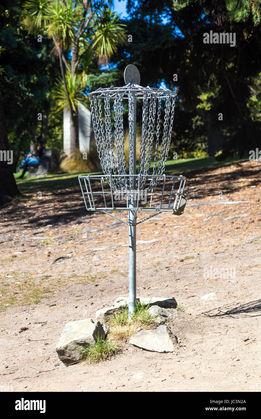 Target basket hires stock photography and images Alamy