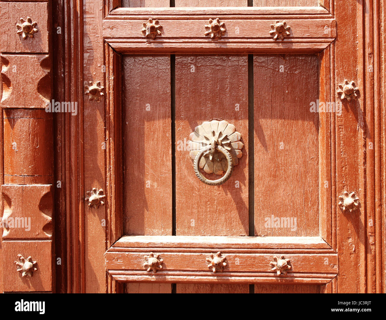 Detail of ancient wooden door with metallic rivets in Taj Mahal ...