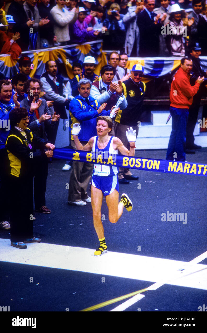 1986 boston marathon hires stock photography and images Alamy