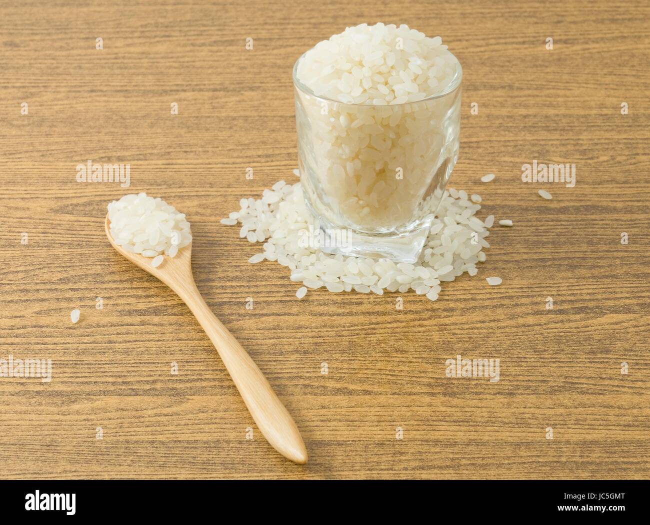 Uncooked risotto rice in hi-res stock photography and images - Alamy
