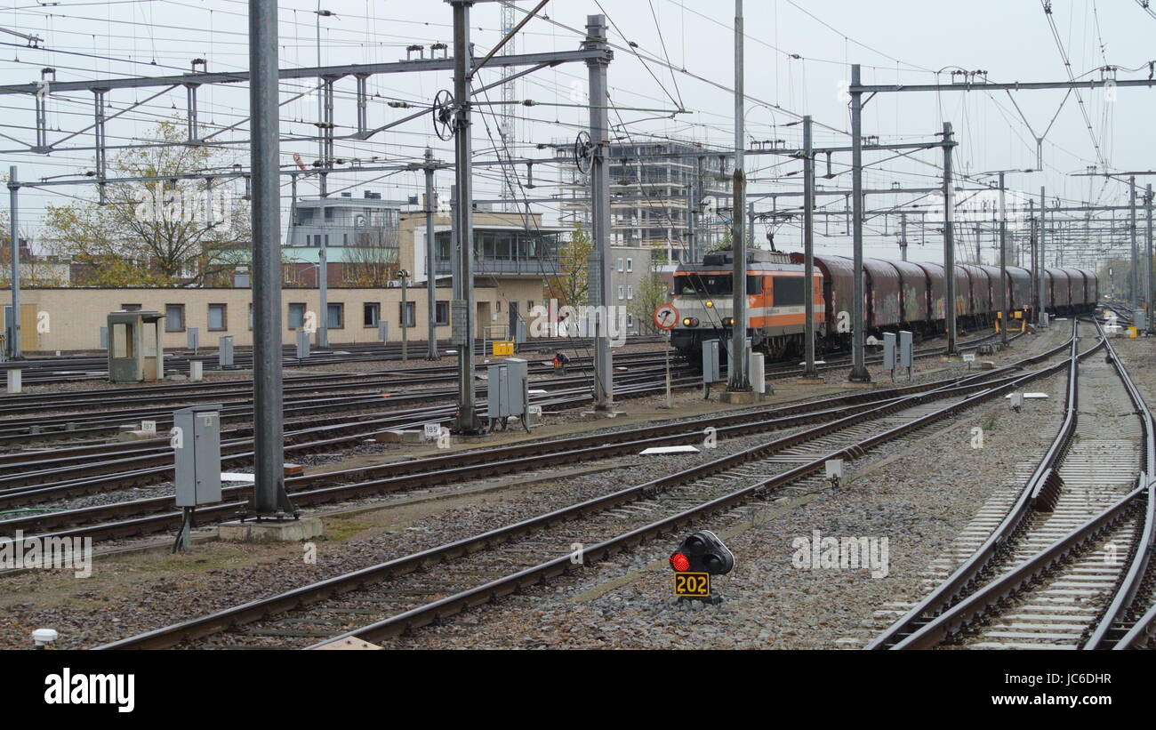Locon Benelux 9903 entering Venlo rail classification yard, Netherlands Stock Photo