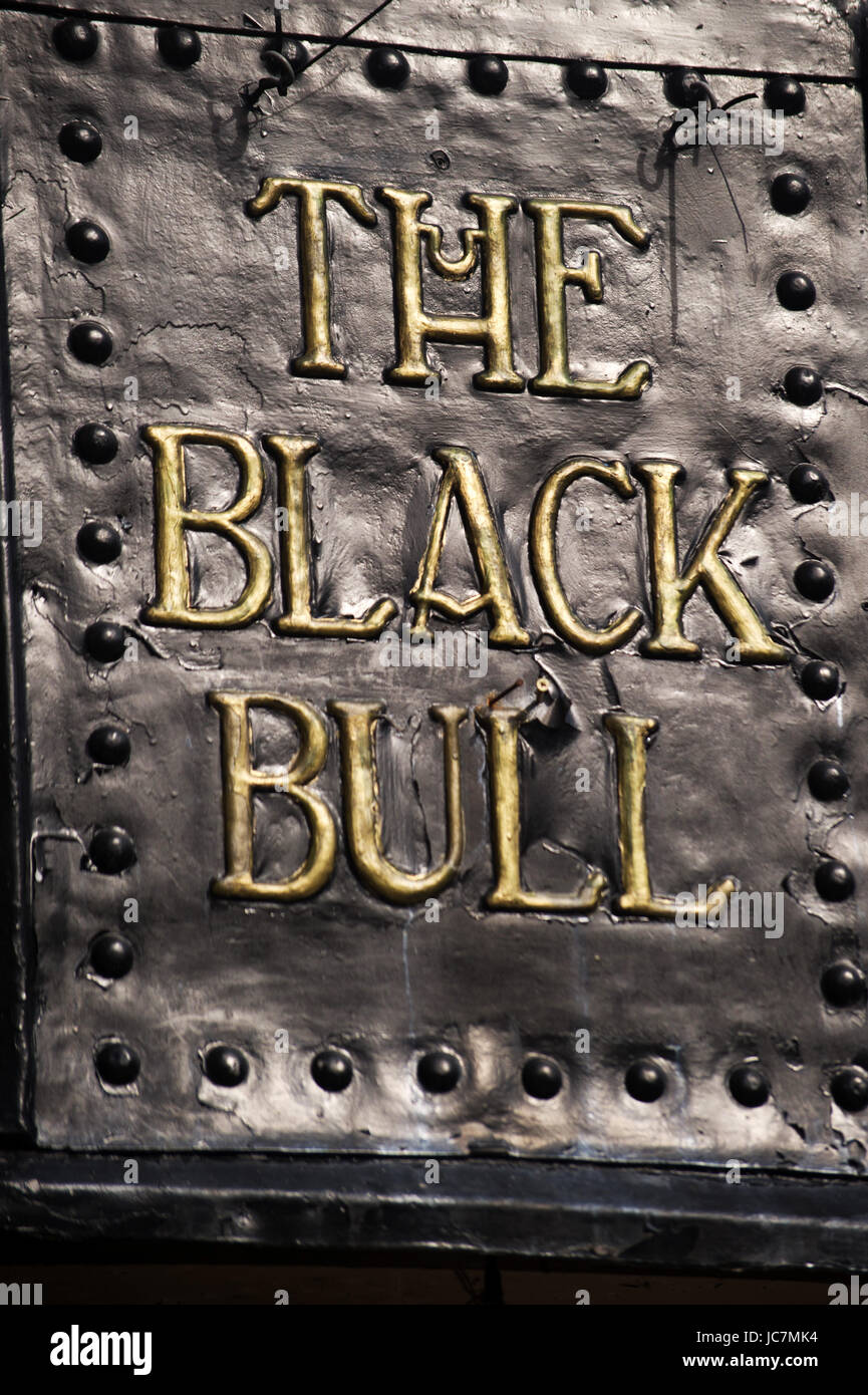 Black Bull pub sign, Wooler, Northumberland Stock Photo