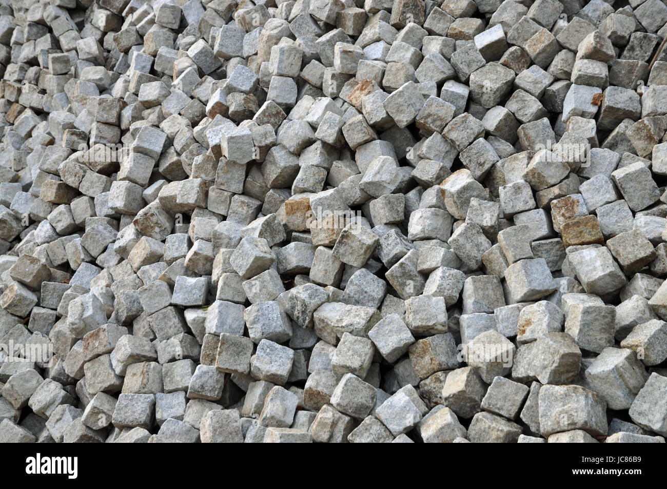 Steine, Straßenbau, stein, bauhof, pflasterstein, pflastersteine, lager, baumaterial, tiefbau, grau, Stock Photo