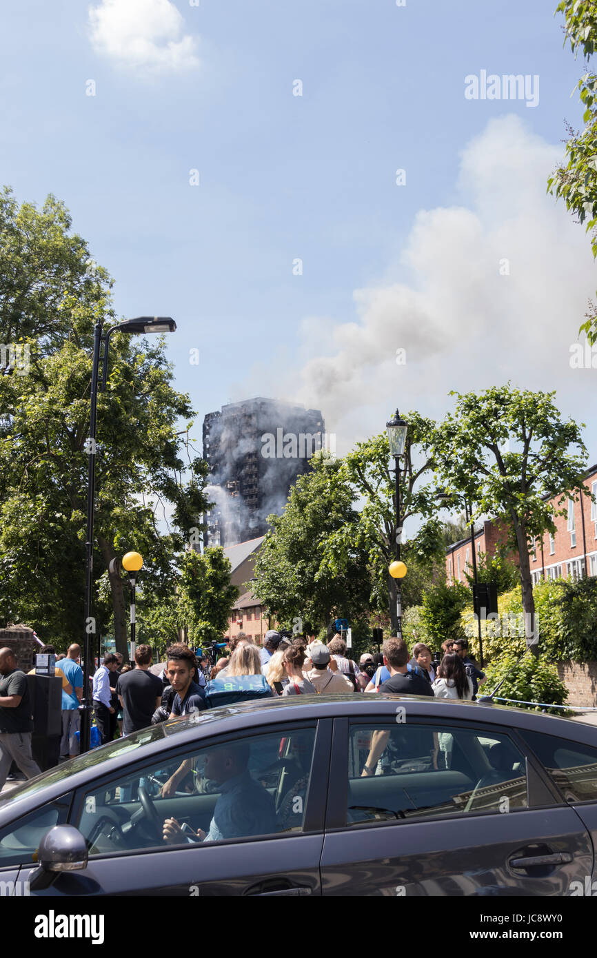 London, UK. 14th June, 2017. Grenfell Tower fire in London. Credit