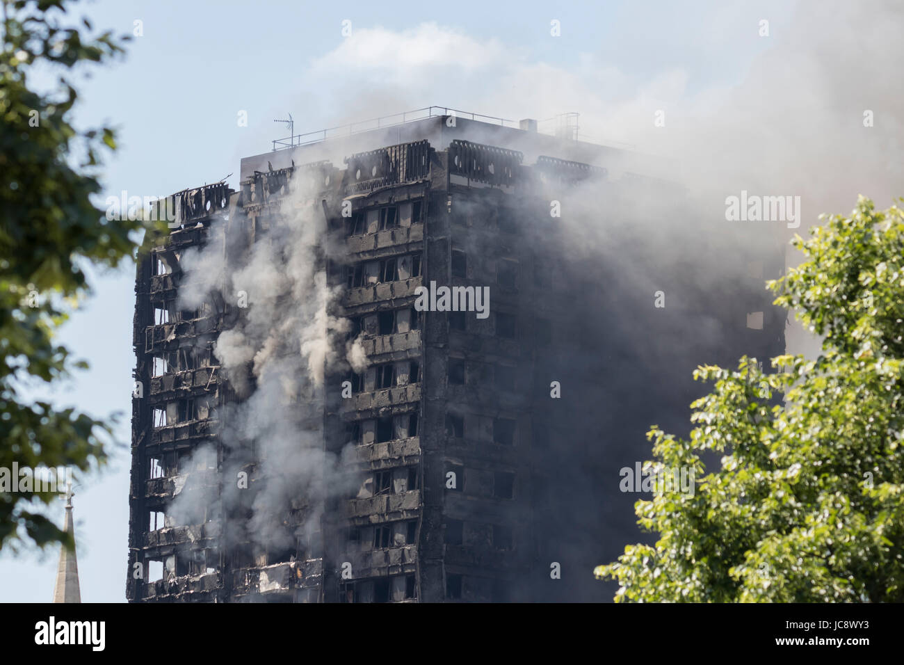 Grenfell Tower Fire London, UK. 14th June, 2017. Credit Andy Morton/Alamy Live News Stock Photo