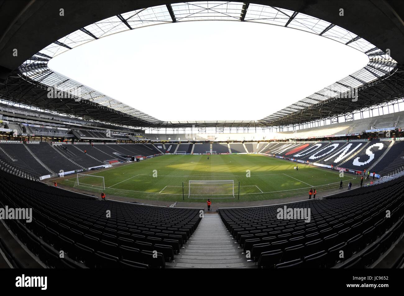 Burnley stadium general hi-res stock photography and images - Alamy