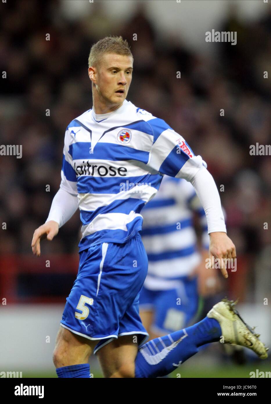 MATTHEW MILLS READING FC CITY GROUND NOTTINGHAM ENGLAND 16 January 2010 Stock Photo