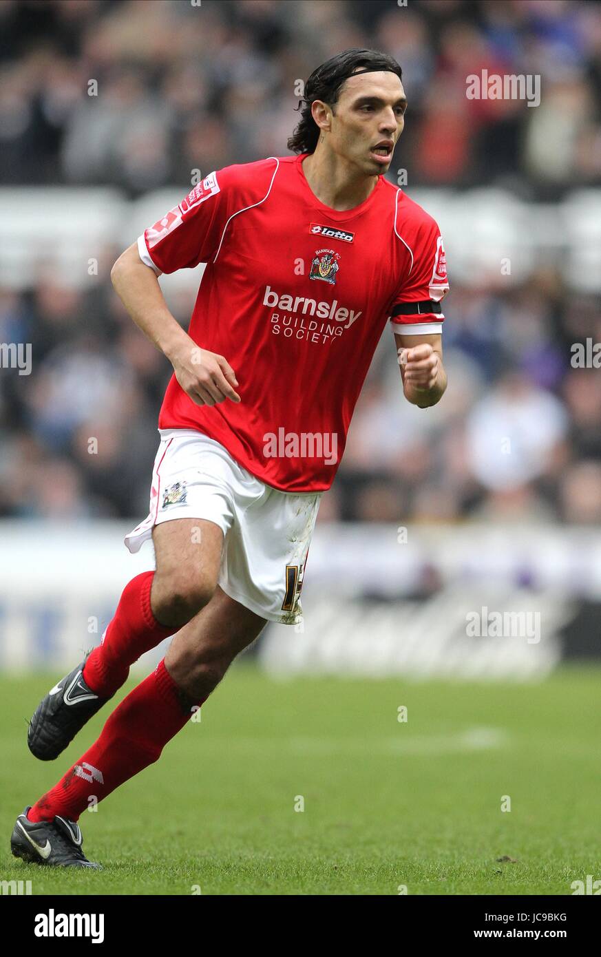 ANDERSON DE SILVA BARNSLEY FC ST.JAMES PARK NEWCASTLE ENGLAND 06 March 2010 Stock Photo