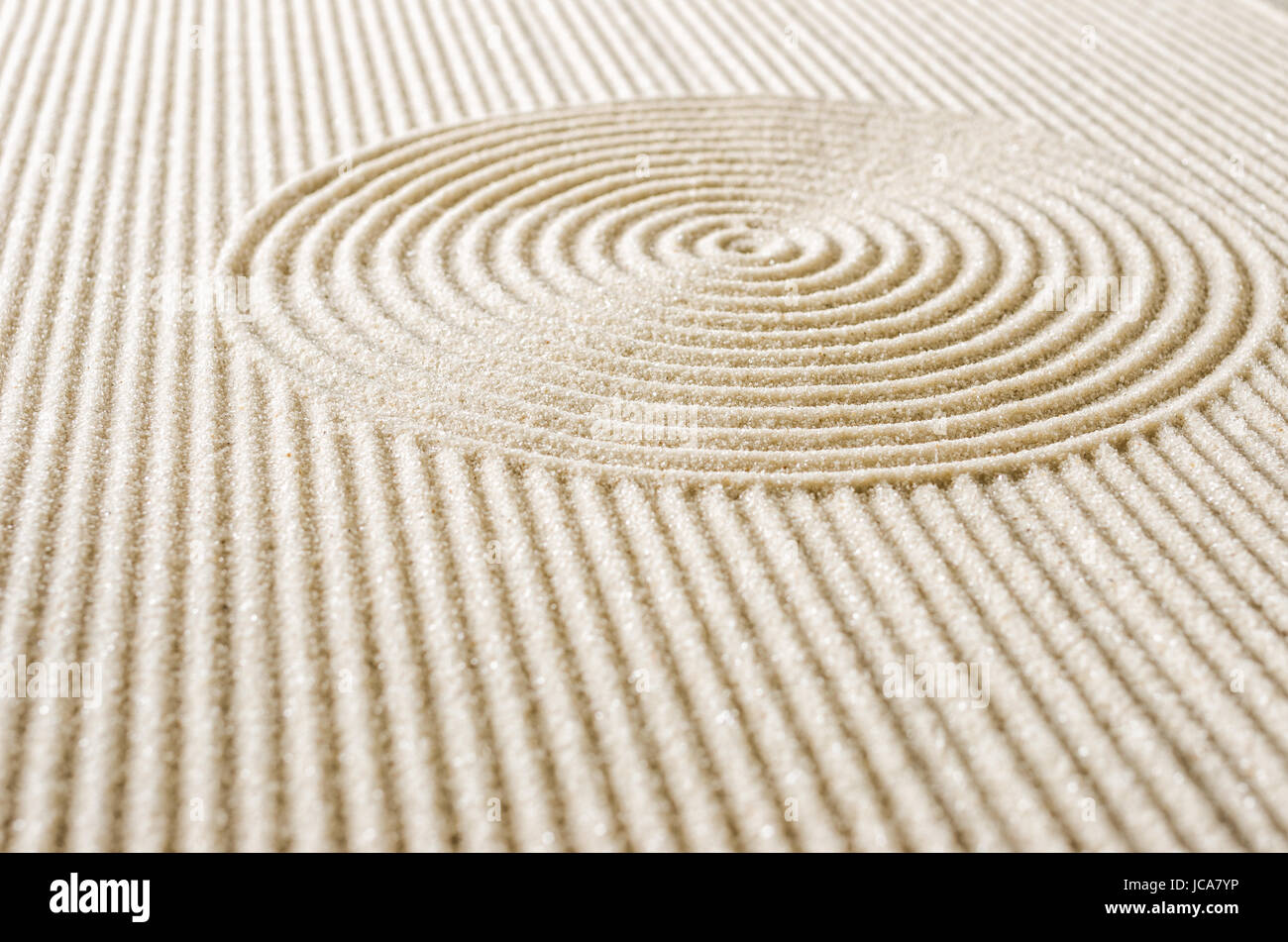 Sand mit Linien und Kreisen Stock Photo