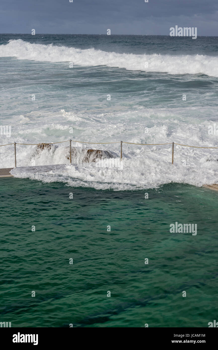 Pool enclosure at Bronte Beach, Eastern suburbs, Sydney, NSW, Australia Stock Photo Alamy