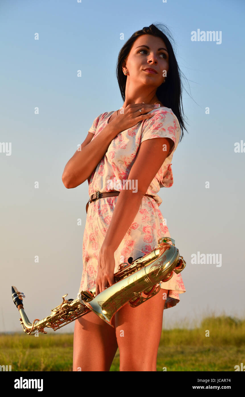 Short sax hi-res stock photography and images - Alamy