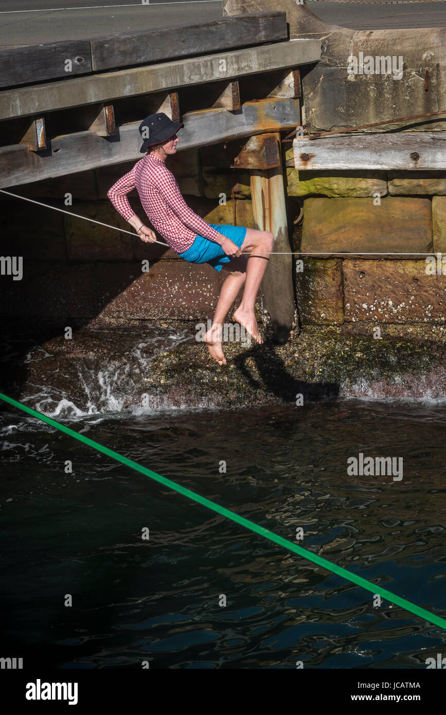 Slack rope hires stock photography and images Alamy