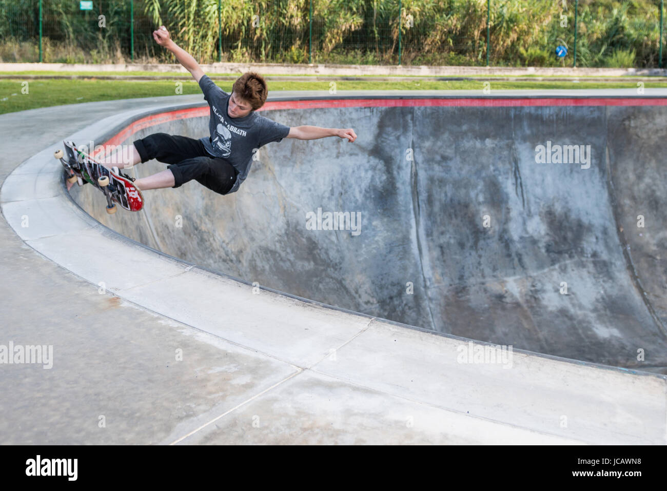 Dc shoes skateboarding shoes hi-res photography and images - Page 2 - Alamy