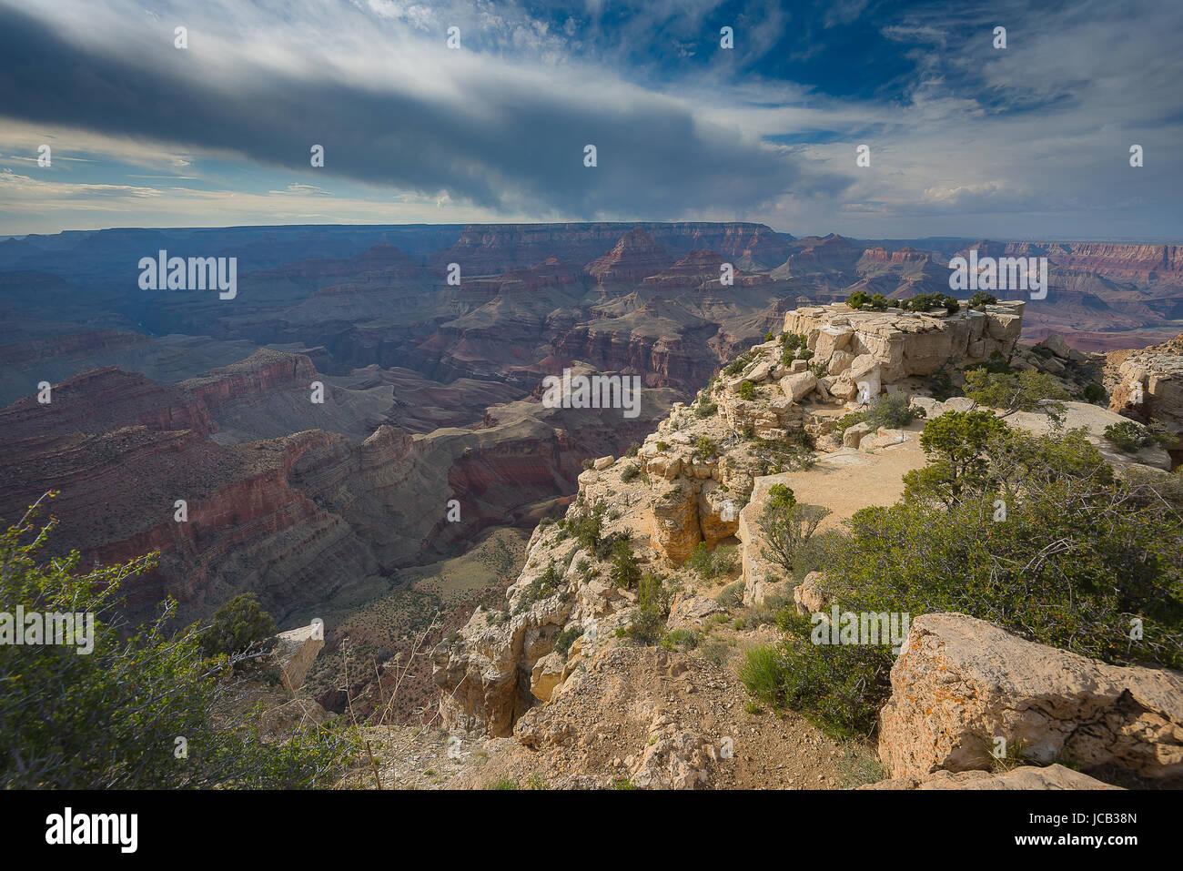 Witness The Power Of Nature Grand Canyon S 1000 Year Erosion - zm9110d