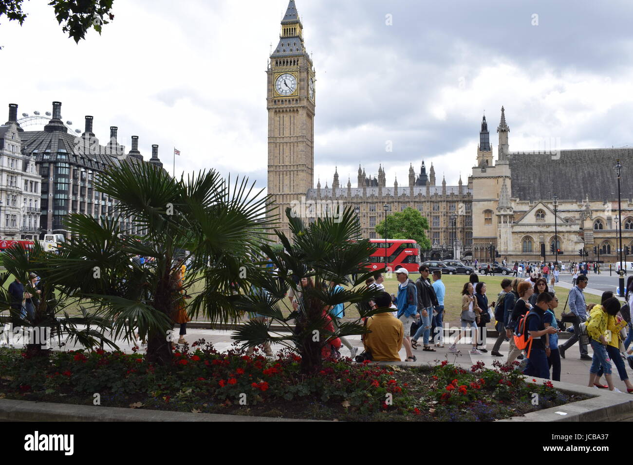 Jewel House and Westminster 2016 Stock Photo Alamy
